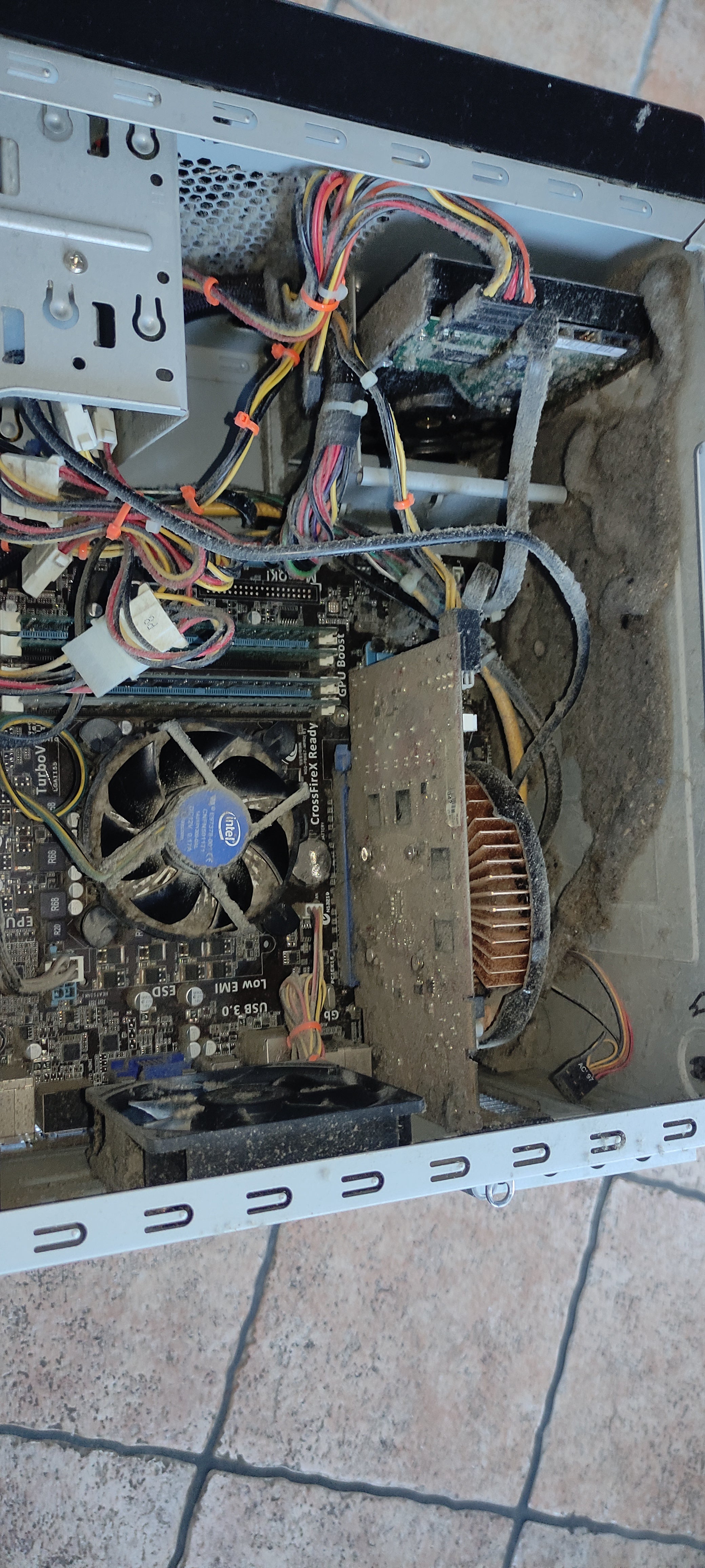 Elektronica Schoonmaak Service